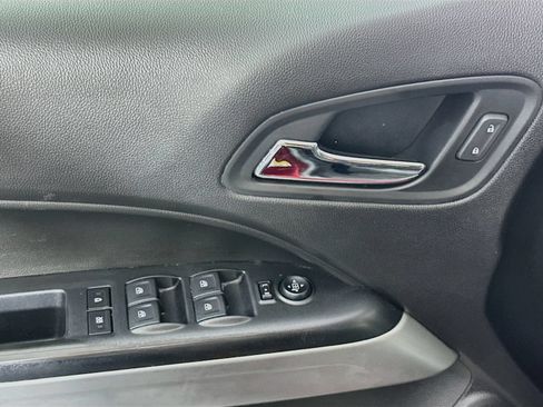Used 2018 Chevrolet Colorado ZR2 AWD/4WD image 19