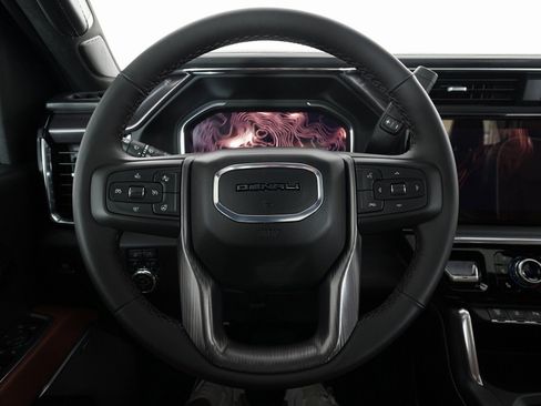 Used 2025 GMC Sierra 3500 Denali Ultimate image 18