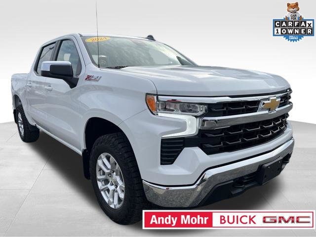 Used 2024 Chevrolet Silverado 1500 LT w/ Z71 Off-Road Package AWD/4WD image 2