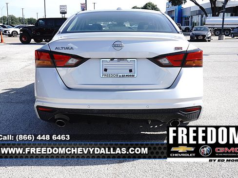 Used 2023 Nissan Altima 2.5 SR FWD image 36