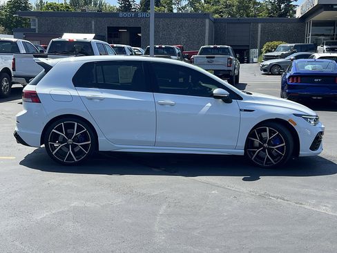 Used 2023 Volkswagen Golf R AWD/4WD image 5