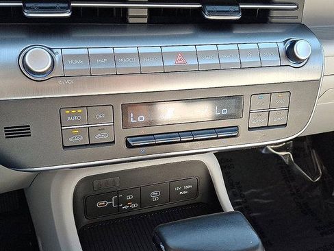 Certified 2025 Hyundai Kona SEL image 15