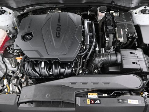 Certified 2023 Hyundai Sonata SE w/ Cargo Package FWD image 28