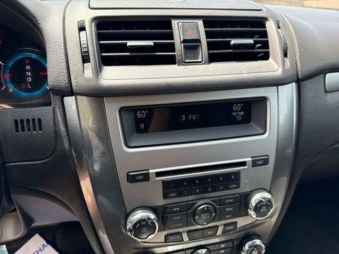 Used 2010 Ford Fusion SEL FWD image 13