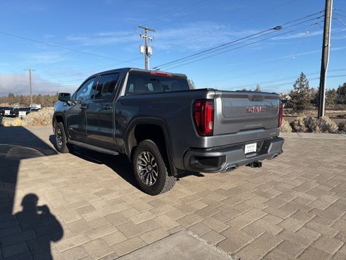 Used 2021 GMC Sierra 1500 AT4 image 6