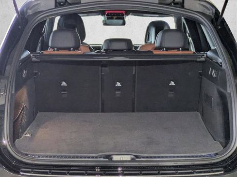 Certified 2025 Mercedes-Benz GLC 300 image 10