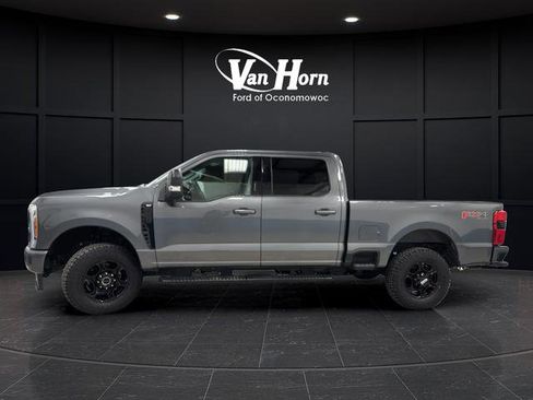 Used 2023 Ford F250 XLT w/ XLT Premium Package image 6
