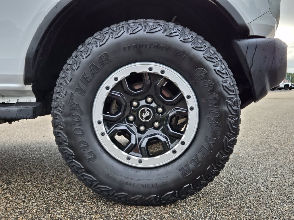Used 2023 Ford Bronco Outer Banks AWD/4WD image 10