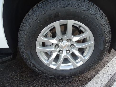 Certified 2024 Chevrolet Tahoe LT image 4