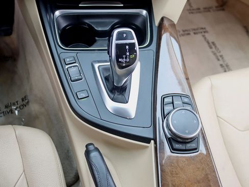 Used 2015 BMW 328i xDrive Wagon image 27