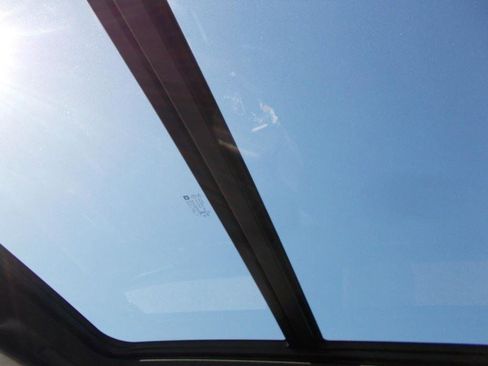 Used 2021 Cadillac Escalade Premium Luxury Platinum image 15