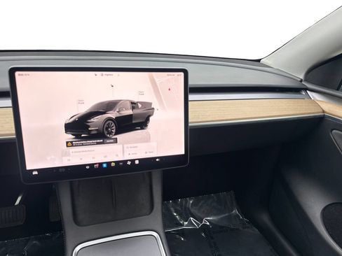 Used 2023 Tesla Model Y Long Range AWD/4WD image 54