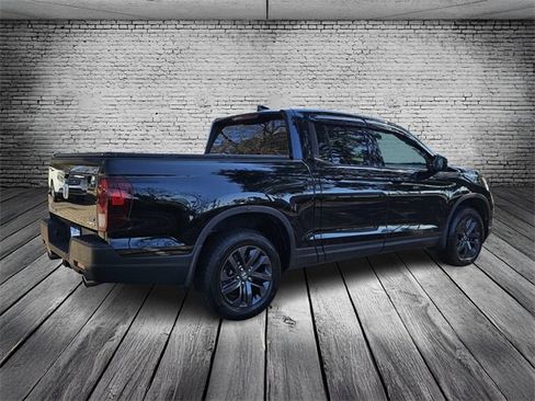 Used 2022 Honda Ridgeline Sport image 5
