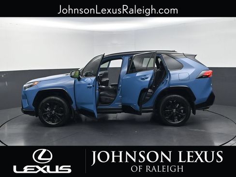 Used 2025 Toyota RAV4 XSE w/ Weather Package AWD/4WD image 36
