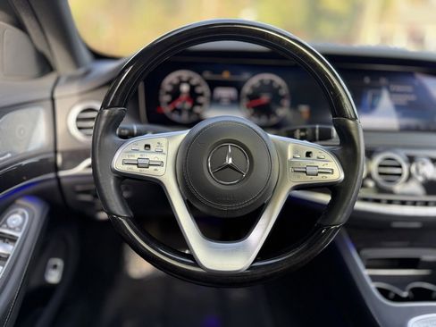 Used 2020 Mercedes-Benz S 560 Sedan image 42