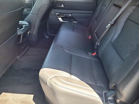 Used 2025 Toyota Tundra Limited AWD/4WD image 12
