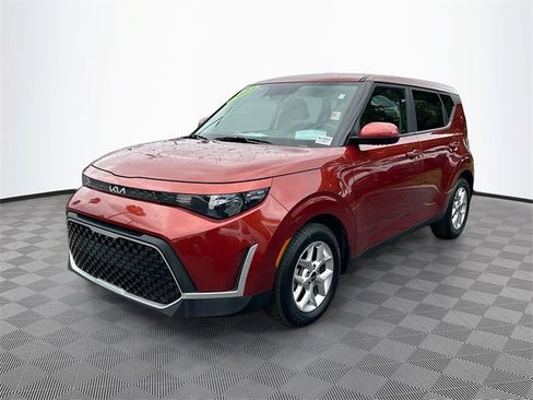 Used 2023 Kia Soul LX w/ Option Group 015 image 3