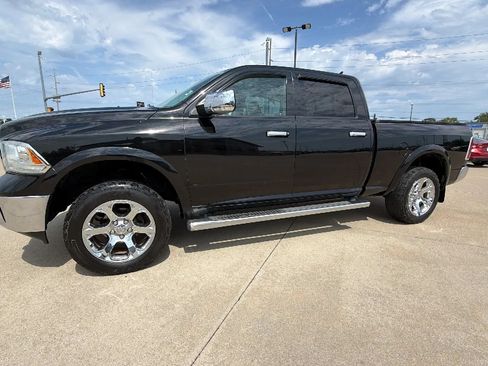 Used 2013 RAM 1500 Laramie w/ Convenience Group AWD/4WD image 5