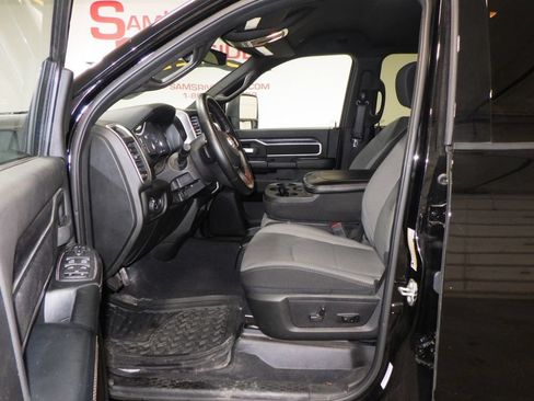 Used 2024 RAM 2500 Big Horn w/ Bed Utility Group AWD/4WD image 8