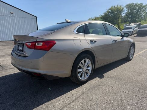 Used 2025 Chevrolet Malibu LT FWD image 5
