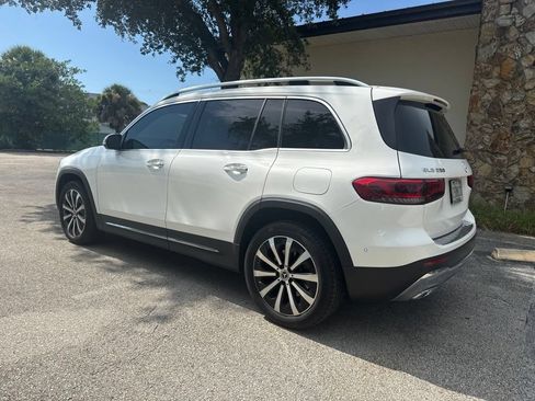 Used 2022 Mercedes-Benz GLB 250 image 5