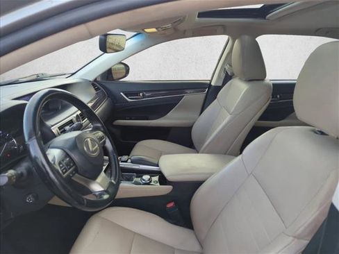 Used 2016 Lexus GS 350 image 10