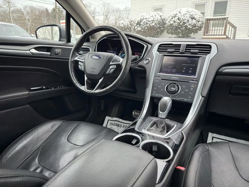 Used 2013 Ford Fusion Titanium w/ Titanium Driver Assist Pkg image 30