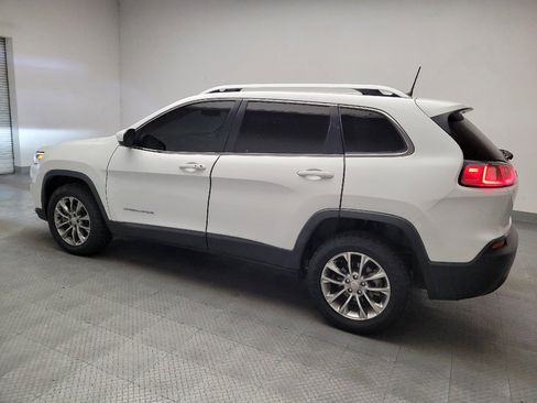 Used 2020 Jeep Cherokee Latitude Plus FWD image 3