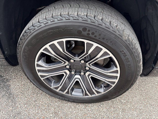 Used 2024 Jeep Wagoneer Series II AWD/4WD image 5
