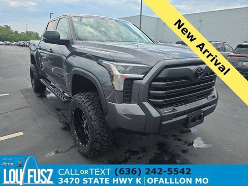 Used 2024 Toyota Tundra SR5 w/ SR5 Convenience Package AWD/4WD image 1