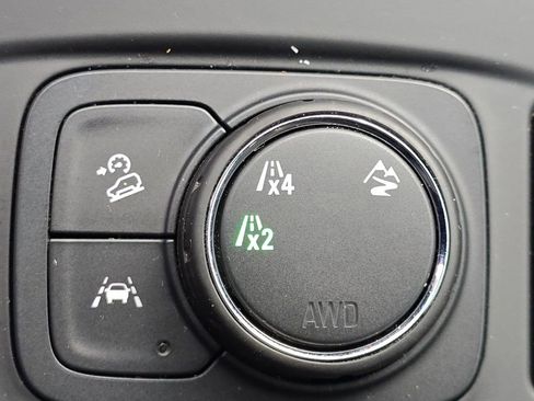 Used 2021 GMC Terrain SLE w/ Driver Convenience Package image 6