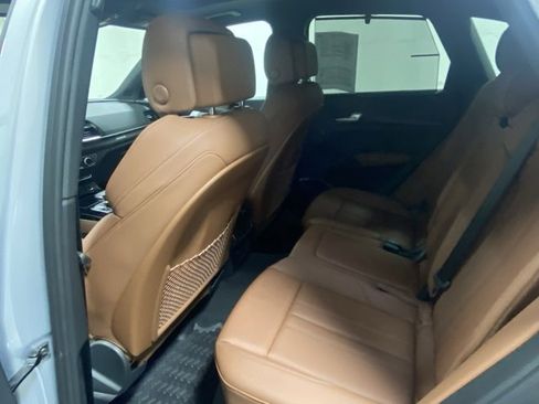Used 2025 Audi Q5 2.0T Premium Plus image 13