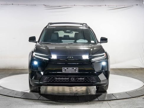 Certified 2026 Toyota C-HR AWD/4WD image 6