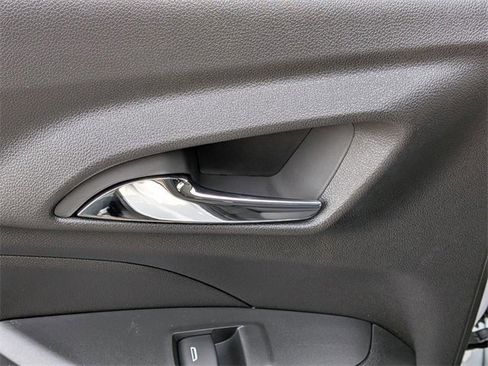 New 2026 Chevrolet Trax LT image 26