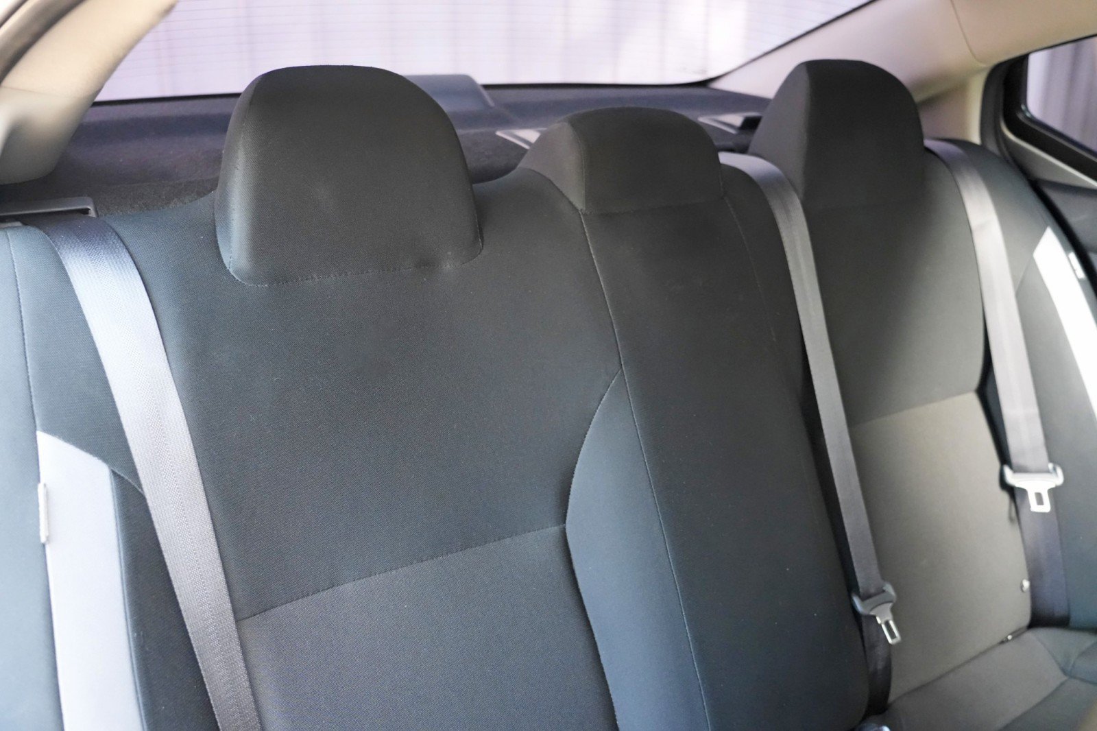 Used 2025 Nissan Versa S w/ Trunk Package FWD image 30