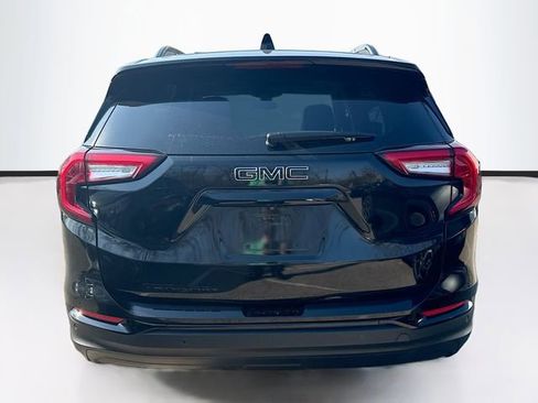 Used 2023 GMC Terrain SLT w/ Elevation Edition image 6