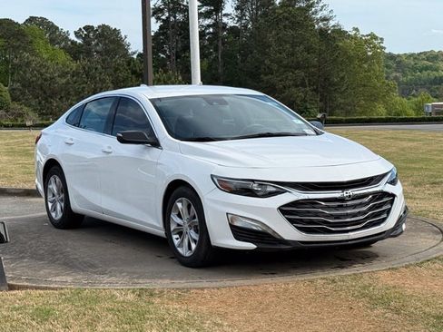 Used 2023 Chevrolet Malibu LT w/ Driver Confidence Package FWD image 9