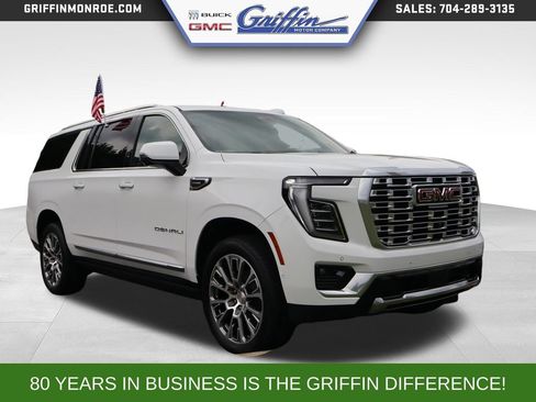 New 2026 GMC Yukon XL Denali w/ Denali Reserve Package AWD/4WD image 6