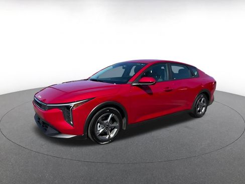 Used 2025 Kia K4 FWD image 8