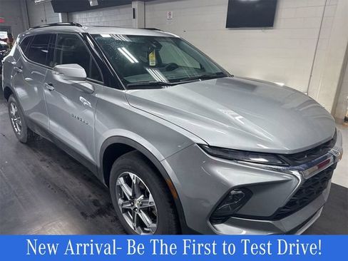 Used 2023 Chevrolet Blazer LT w/ LPO, Floor Liner Package FWD image 1