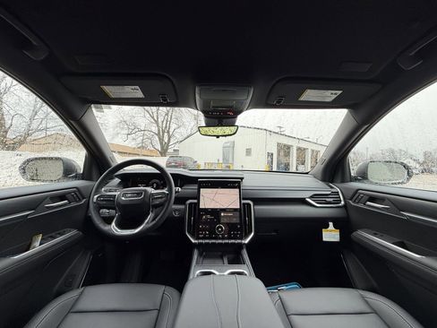 New 2026 GMC Acadia Elevation w/ Elevation Premium Package AWD/4WD image 29