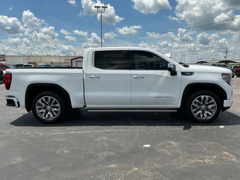 Used 2024 GMC Sierra 1500 Denali w/ Denali Reserve Package AWD/4WD image 4