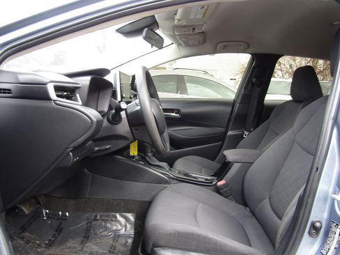 Used 2020 Toyota Corolla LE image 14