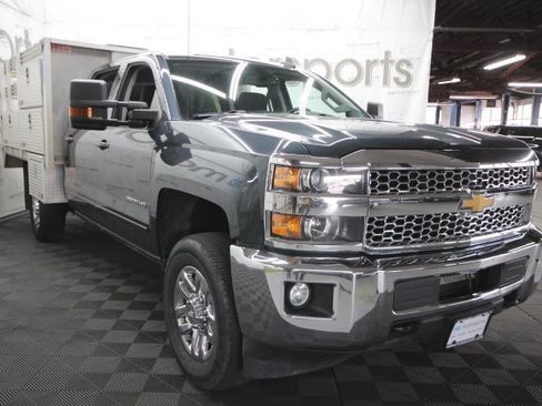 Used 2019 Chevrolet Silverado 3500 LT w/ LT Convenience Package image 10