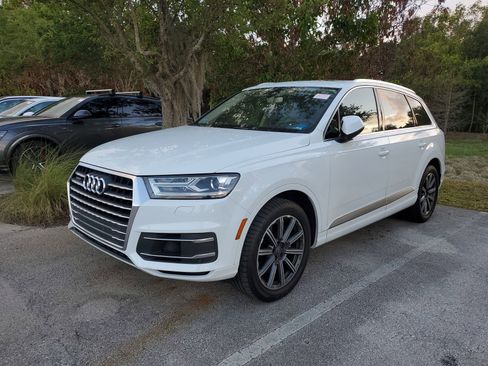 Used 2017 Audi Q7 3.0T Premium Plus w/ Premium Plus Package image 3