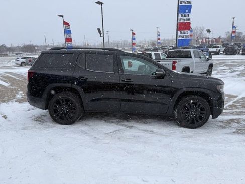 Used 2023 GMC Acadia SLE w/ Driver Convenience Package image 6