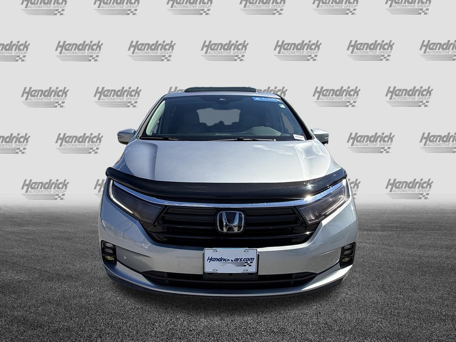 Certified 2024 Honda Odyssey Touring image 3