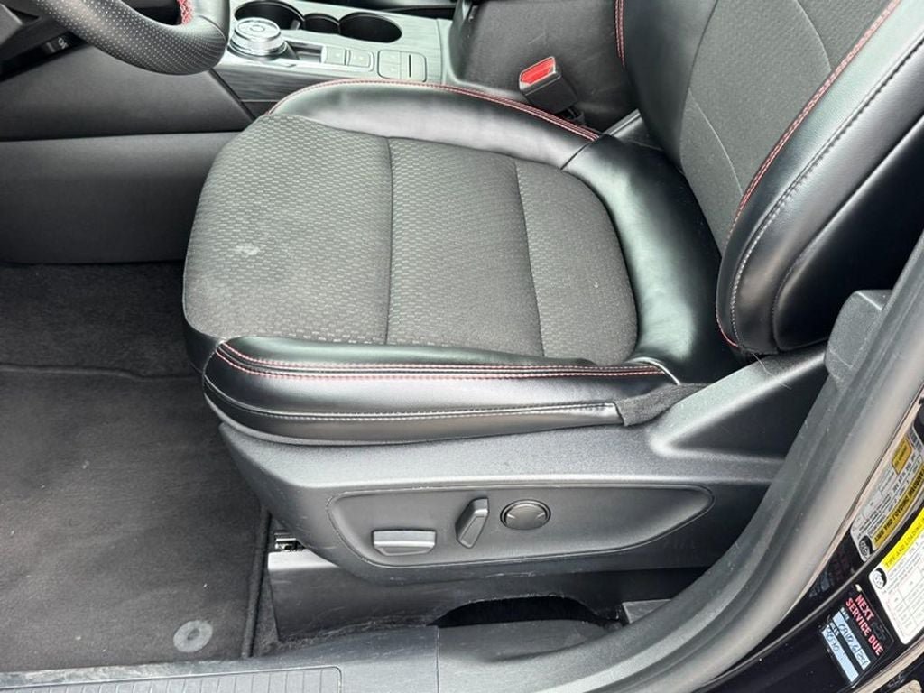 Used 2024 Ford Escape ST-Line AWD/4WD image 23