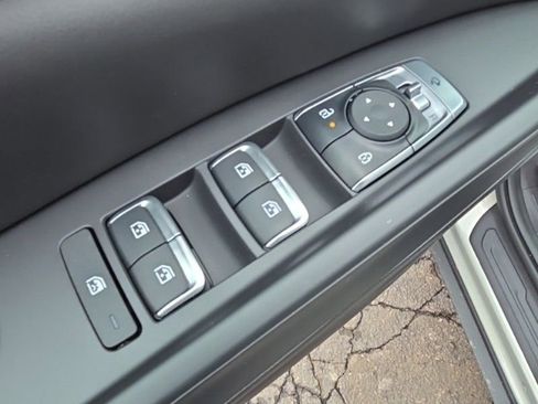 New 2026 Kia Carnival SX Prestige image 31