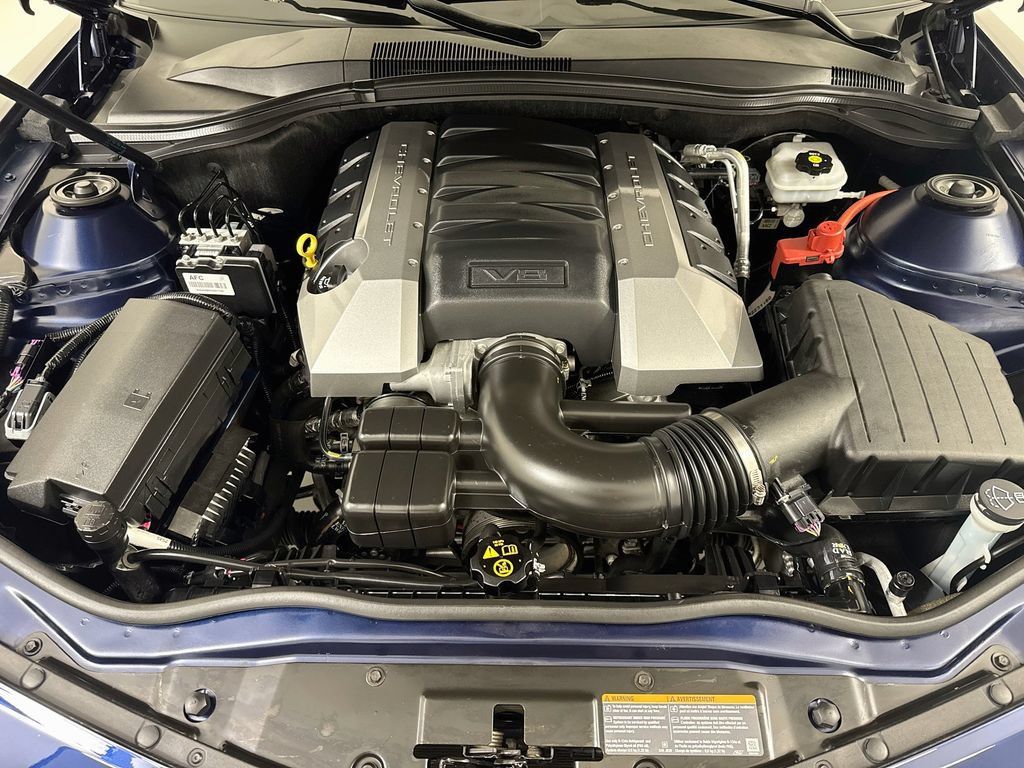 Used 2010 Chevrolet Camaro SS RWD image 29